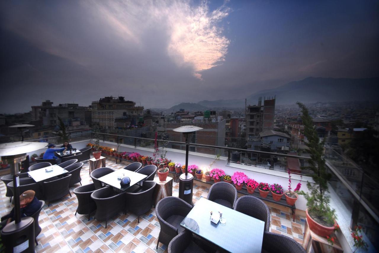 Hotel Simal Katmandu Eksteriør billede